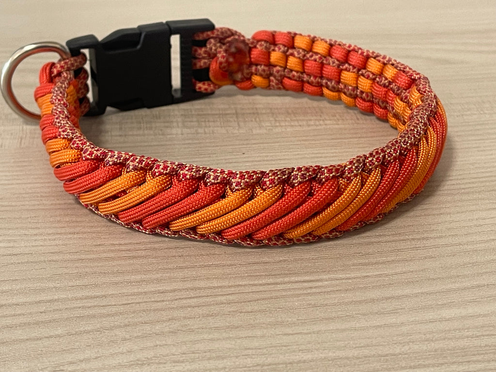 Collare in paracord